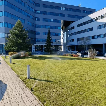 Komplexná starostlivosť o firemné areály Komplexná starostlivosť o firemné areály
